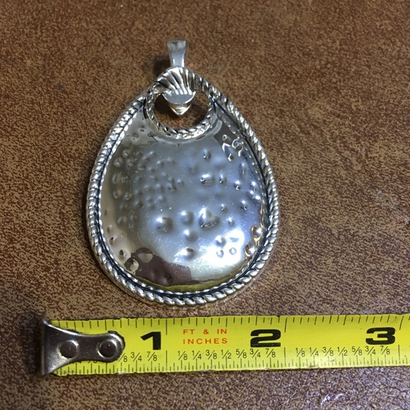 Large magnetic silver pendant - Picture 8 of 8